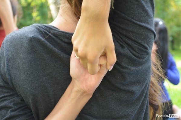 Осінь у Луцьку зустрічали йогою. ФОТО