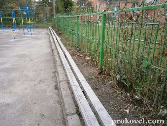 Ковельський майданчик, який перетворився на купу сміття, прибирали. ФОТО