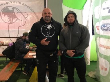 Волинянин взяв участь у фіналі Кубку України зі стронгмену. ВІДЕО