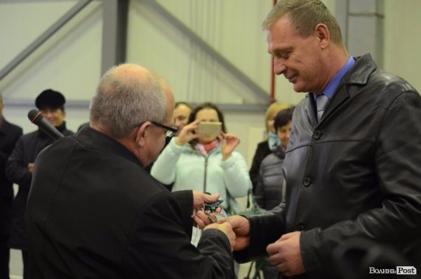 На Волині - 5 нових шкільних автобусів