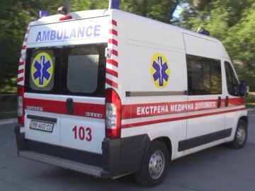 Звільнилася диспетчер «швидкої», яку звинувачують у смерті жінки