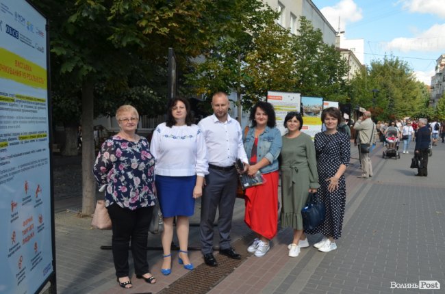 Про наркотики, жебракування і побиття: у Луцьку людей знайомлять із реальними історіями жертв рабства. ФОТО