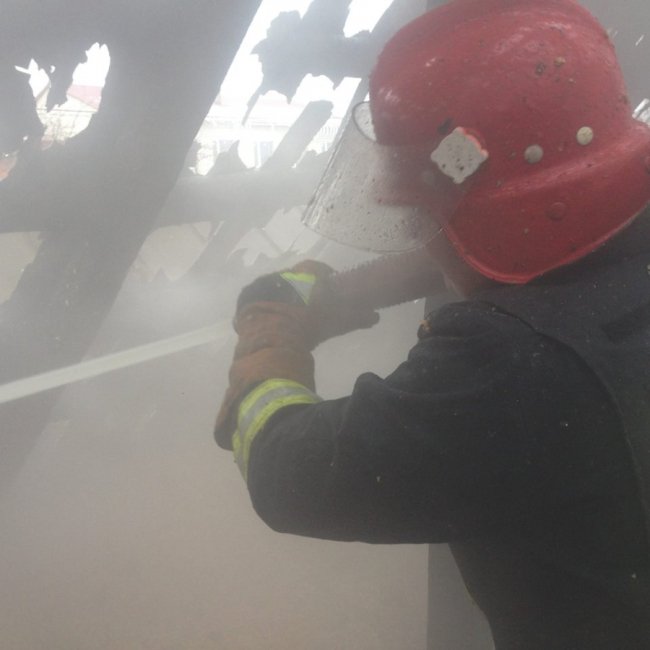 На Волині горів будинок, в якому ніхто не живе. ФОТО