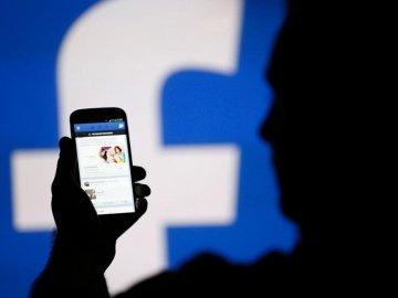 У Росії заблокують Facebook