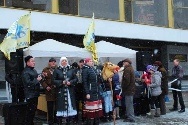 8 Березня в центрі Луцька. ФОТО