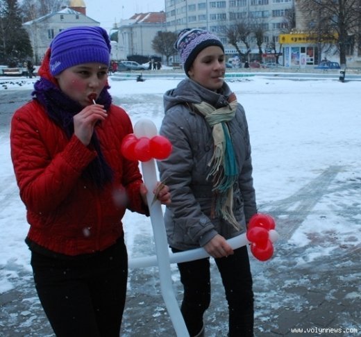 8 Березня в центрі Луцька. ФОТО