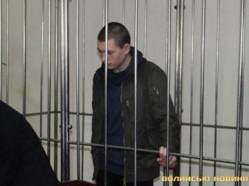 Підозрюваного у звірячому вбивстві у Луцьку залишили за ґратами