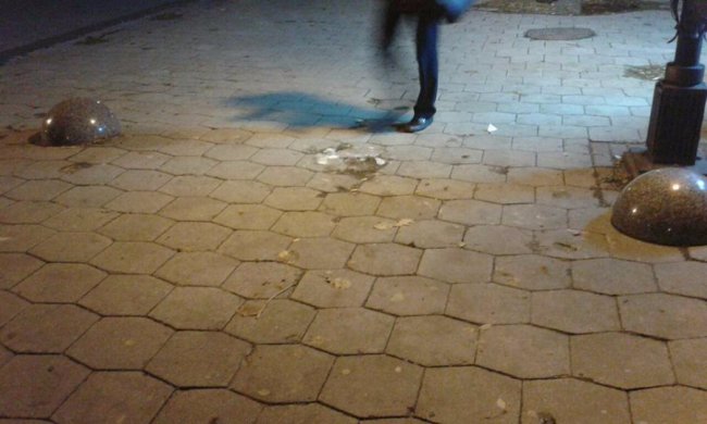 На вулиці Лесі Українки попсували обмежувачі руху