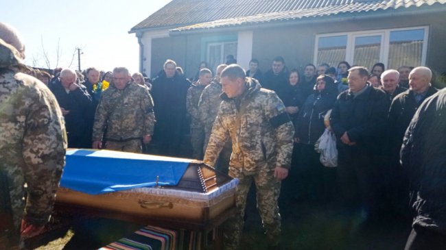 У Луцькому районі попрощалися із Героєм Олегом Пастуховим. ФОТО