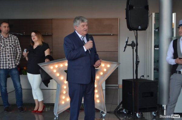 У Луцьку презентували нові автомобілі преміум класу. ФОТО