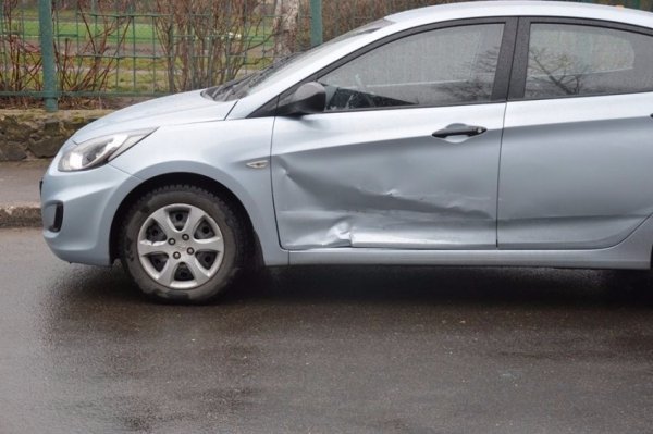 У Луцьку аварія: Audi врізалася в Hyundai. ФОТО