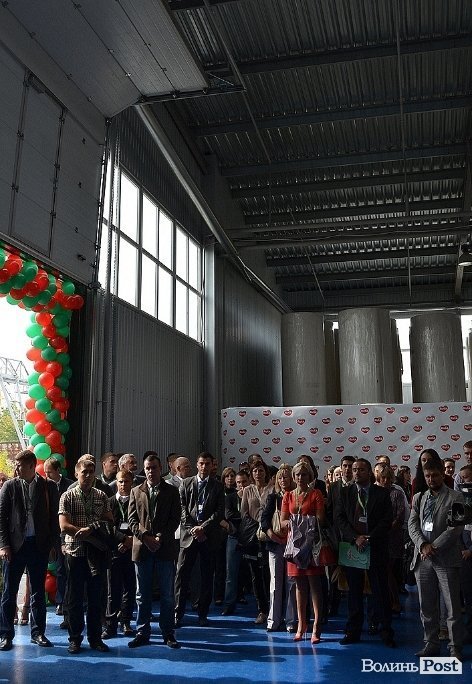 Як у Луцьку виготовляють туалетний папір. ФОТО