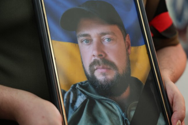 На Волині провели в останню дорогу полеглого Героя Ігоря Лавришина