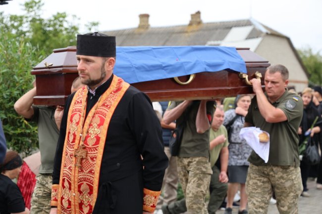 На Волині провели в останню дорогу полеглого Героя Ігоря Лавришина