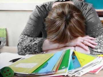 На підняття зарплати луцьким педагогам не вистачає коштів