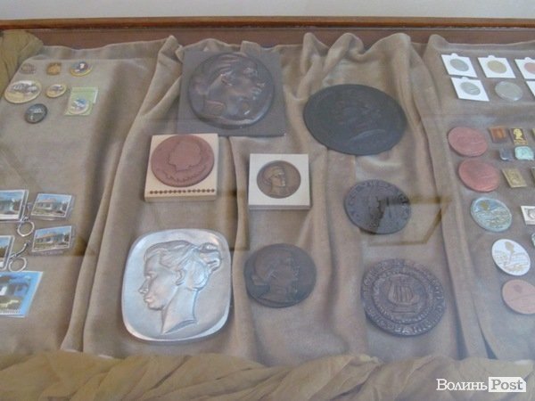 У Луцьку відкрили виставку старожитностей. ФОТО