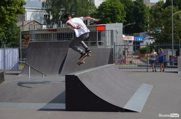 В Луцьку відбувся турнір зі скейтингу. ФОТО