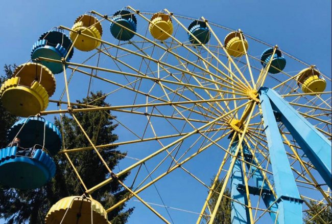 Повідомили, коли у Луцьку запрацюють атракціони