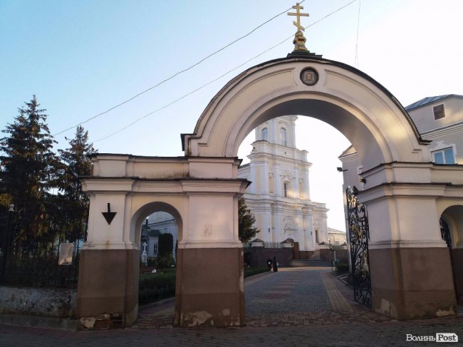 У Луцьку прощаються з Іваном Корсаком. ФОТО