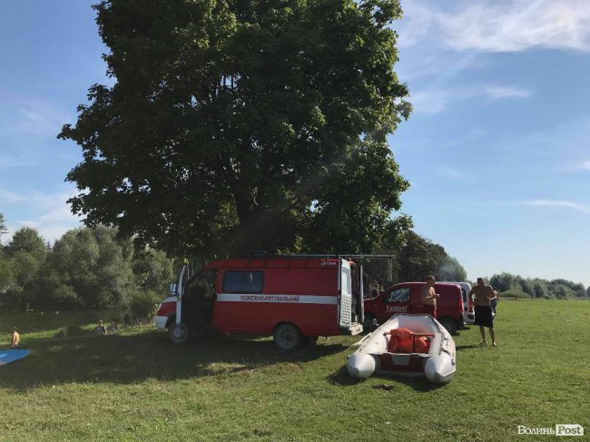 На «Бандерштаті» облаштували спеціальну зону для купання. ФОТО