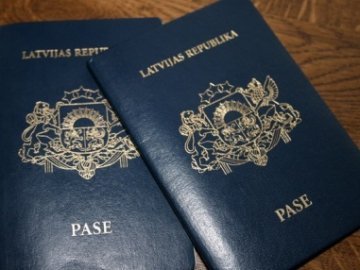 На Волині затримали громадянина з «фейковим» паспортом
