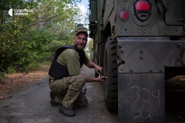 Майстерні на колесах: як бійці волинської бригади відновлюють військову техніку в зоні бойових дій
