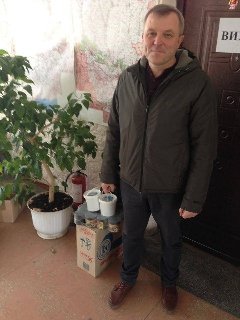 Луцькі волонтери зібрали допомогу військовим-погорільцям