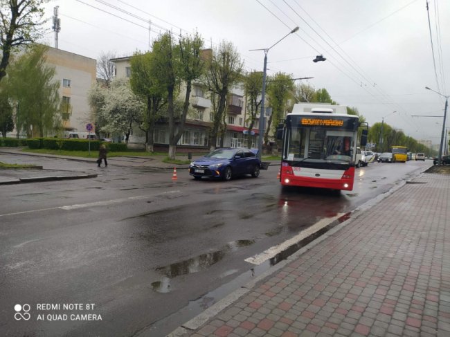 У Луцьку на проспекті Волі зіткнулися дві автівки