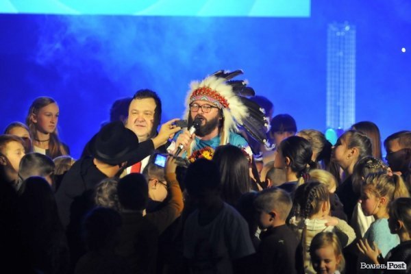 Концерт на «Міс принцеса України» в Луцьку: «А.Р.М.І.Я.», «Дзідзьо», діти