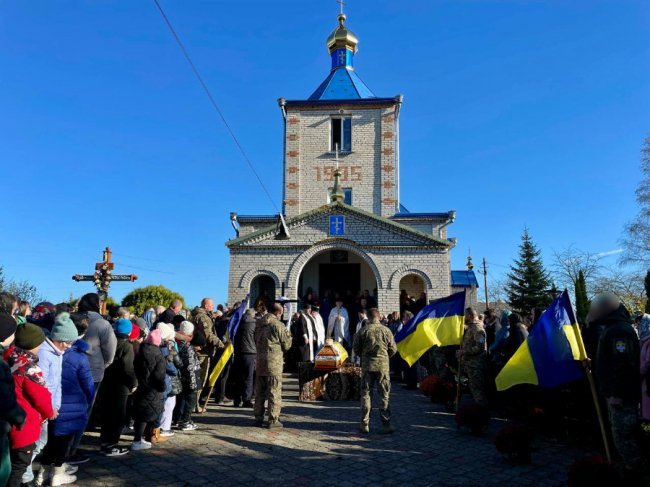 На Волині попрощалися із Героєм Димитрієм Байкаровим. ФОТО