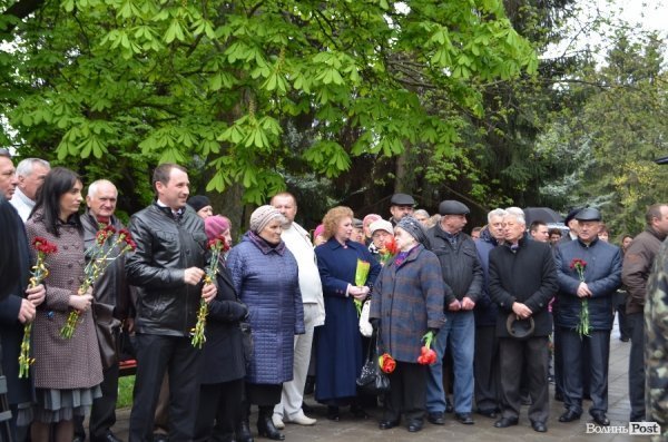 30-та річниця Чорнобильської катастрофи: лучани вшанували пам'ять загиблих. ФОТО