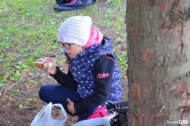 Без призів, але з грамотами: 250 дітей змагалися в луцькому парку. ФОТО