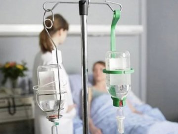 На Тернопільщині отруїлися 17 студентів коледжу