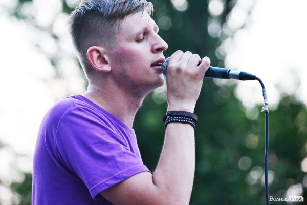 У Луцьку на фестивалі дітей вчили збирати сміття та їсти бездріжджевий хліб