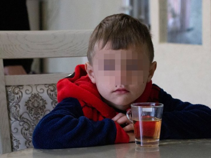 Мама на фронті: 5-річний Денис на Волині поки виховується в патронатній сім’ї 