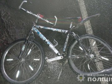 На Волині водій збив 31-річного велосипедиста та втік з місця аварії