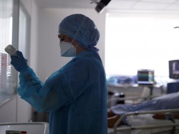 Дві смерті і 66 нових випадків: ситуація з коронавірусом на Волині станом на 2 вересня