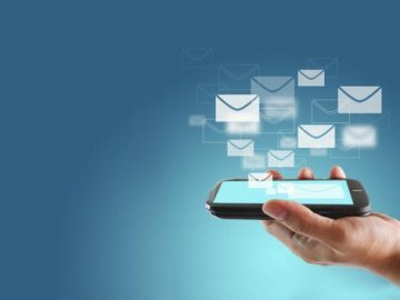 У Луцьку екстрені служби просять завести мобільні