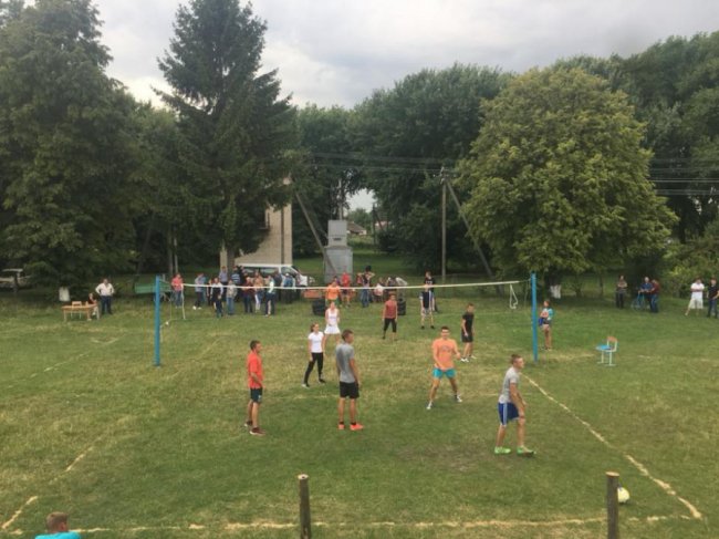 Конкурси, смаколики, концерт: волинське село відгуляло свій день. ФОТО