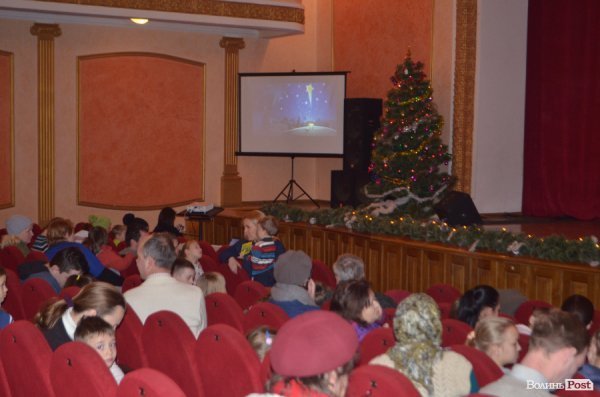 «Чужих дітей не буває»: маленькі лучани відвідали благодійний концерт