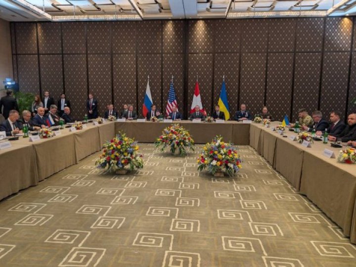 Переговори з Росією і США перенесли на наступний тиждень