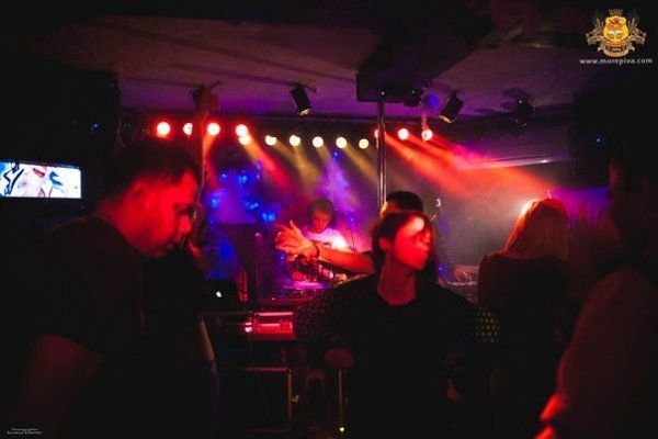 Вечір «цікавих проектів» у луцькому клубі. ФОТО