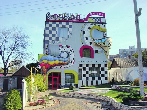 Луцький будинок ‒ серед найнезвичайніших в Україні. ФОТО