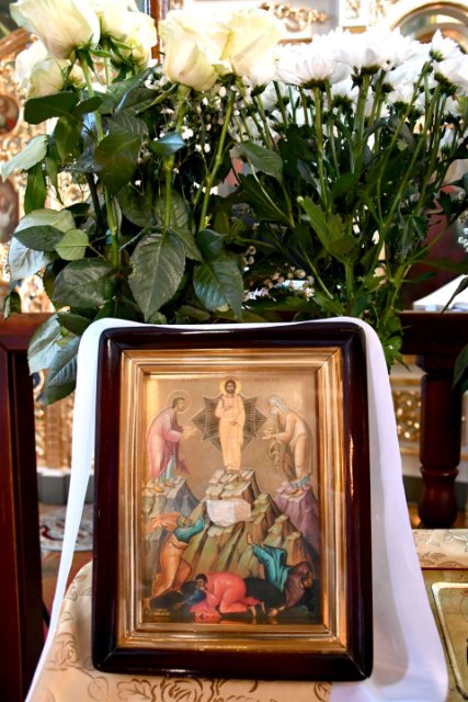 Єпископ Нафанаїл очолив святкове богослужіння у Луцьку. ФОТО