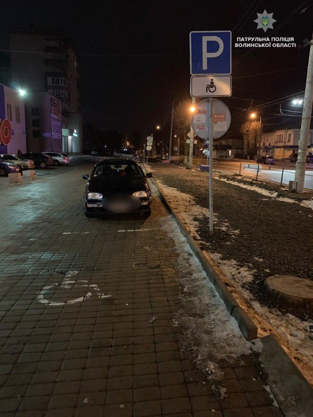 У Луцьку вночі спіймали п'яного військовослужбовця за кермом