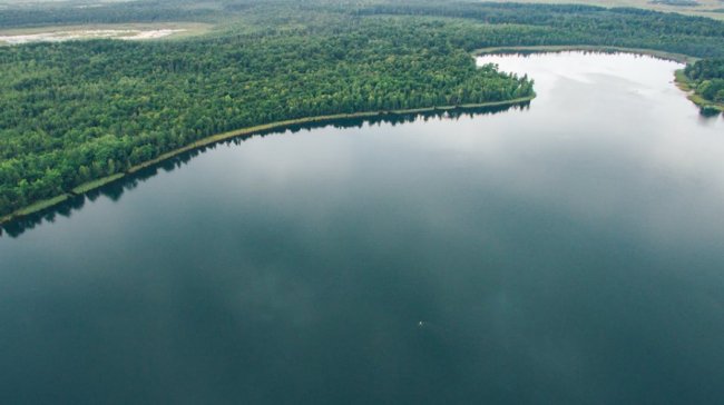 Опублікували чарівні світлини волинського озера