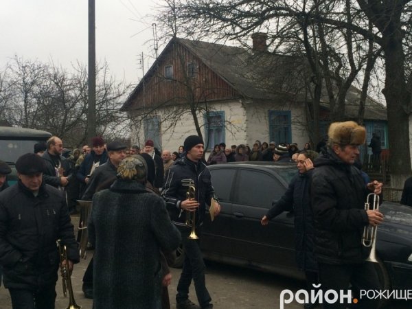 Поховали військового з 14-ї бригади Віктора Юхимчука