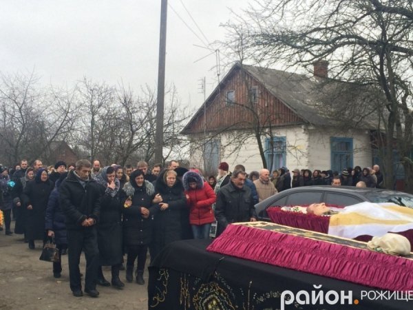 Поховали військового з 14-ї бригади Віктора Юхимчука