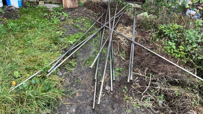 Знайшли зловмисника, який викрав 13 прапорів на «Меморіалі слави» та у сквері Героям «Євромайдану» у Ківерцях