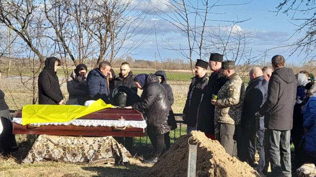На Волині попрощалися із загиблим Героєм Олександром Грисюком. ФОТО